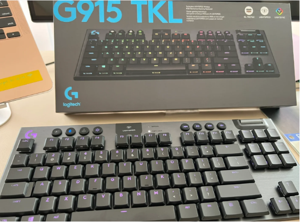 Logitech G915 TKL机械键盘评测（紧凑型游戏键盘）