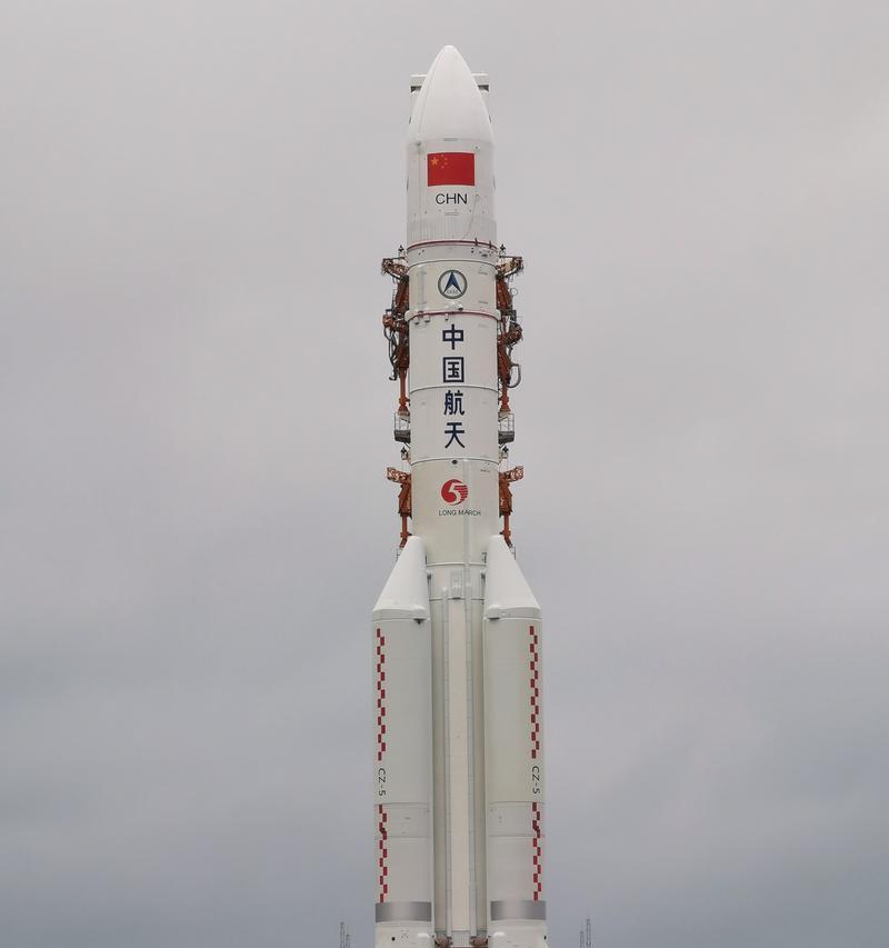长征五号火箭的壮丽征程（中国太空事业的新篇章）